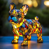 Bulldog brillante en vitral